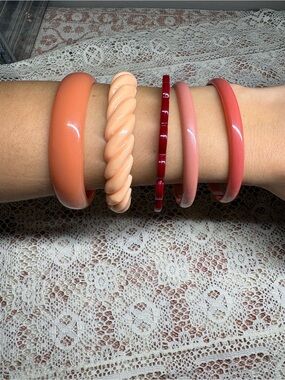 Vintage Peach & Coral Bangle Set - Women Jewelry